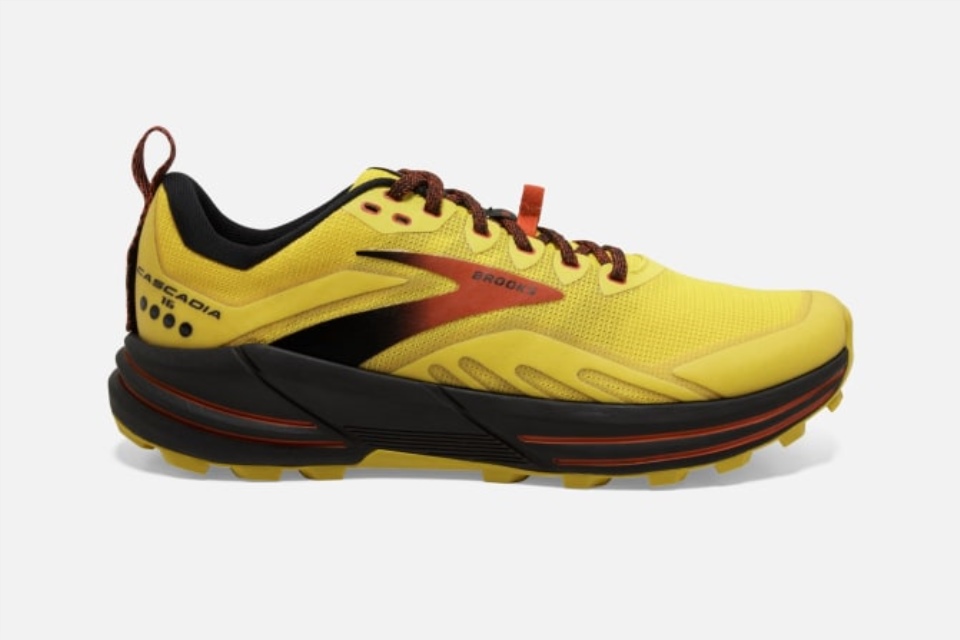 Brooks Cascadia 16 Gul-svart-grenadin