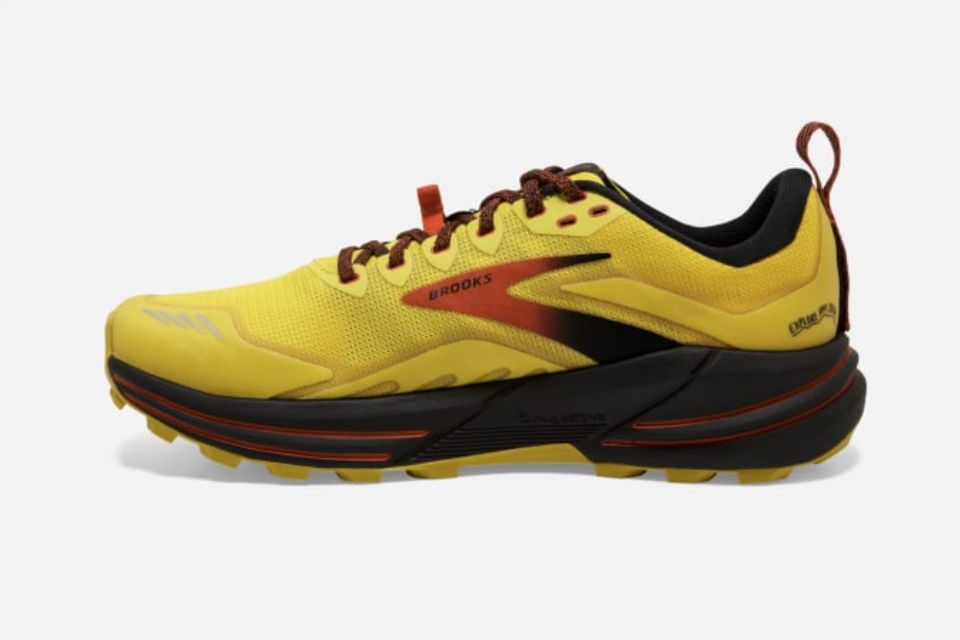 Brooks Cascadia 16 Gul-svart-grenadin
