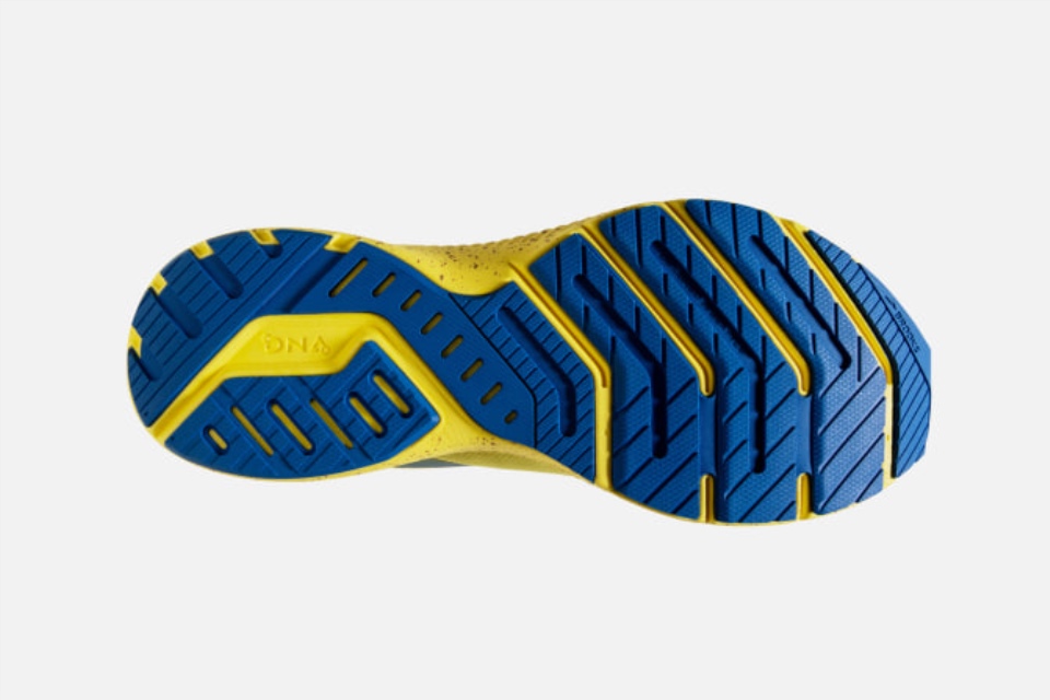 Brooks Lansering 8 Run Happy Collection