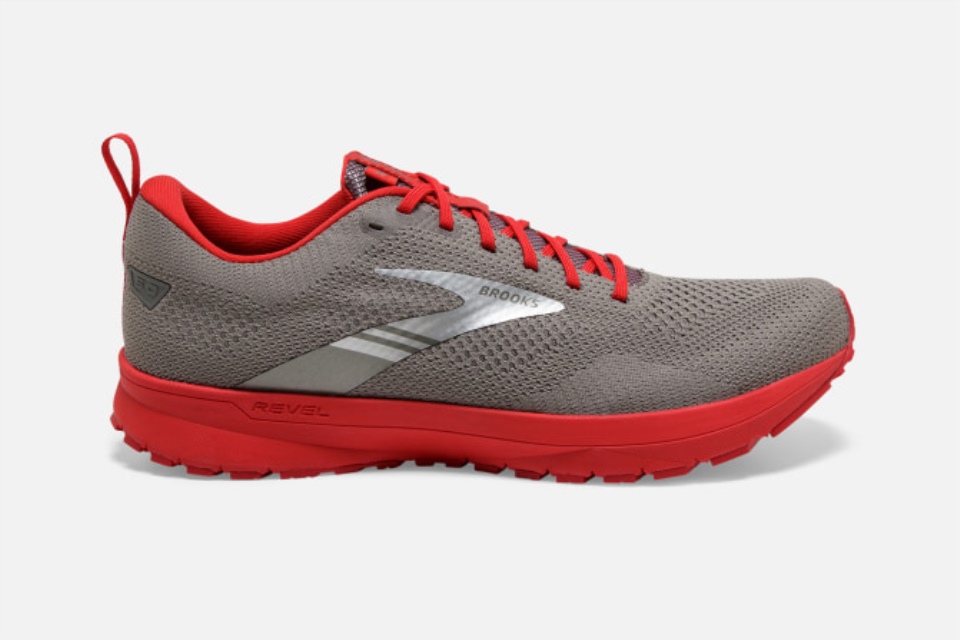 Brooks Revel 5 Banebrytende Samling