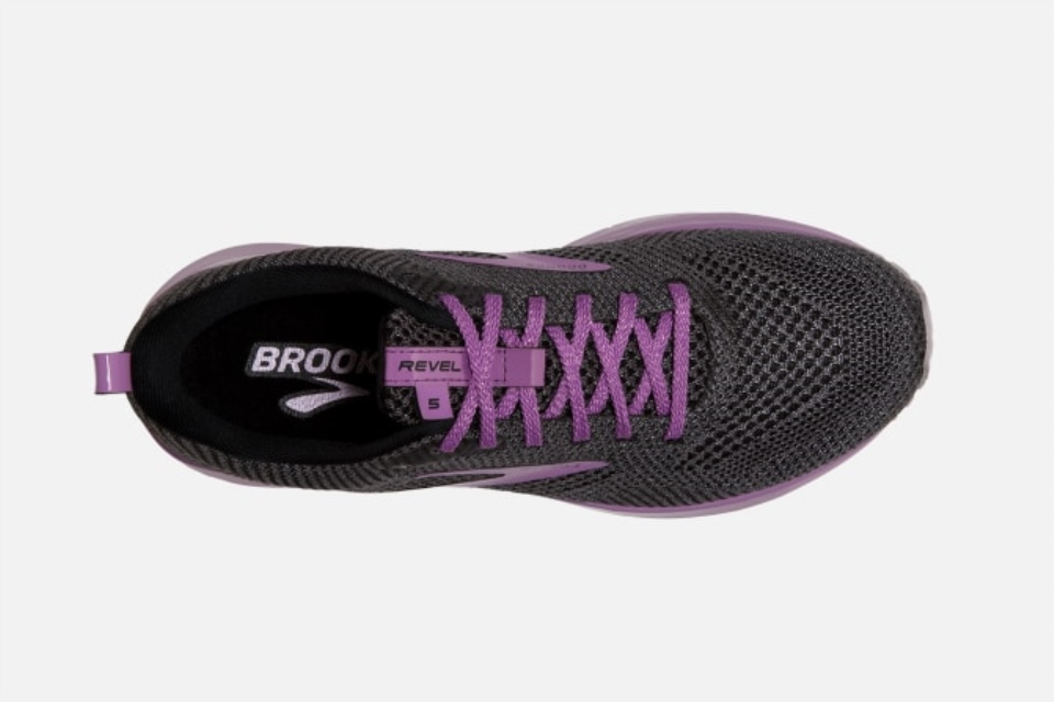 Brooks Revel 5 Shine Samling
