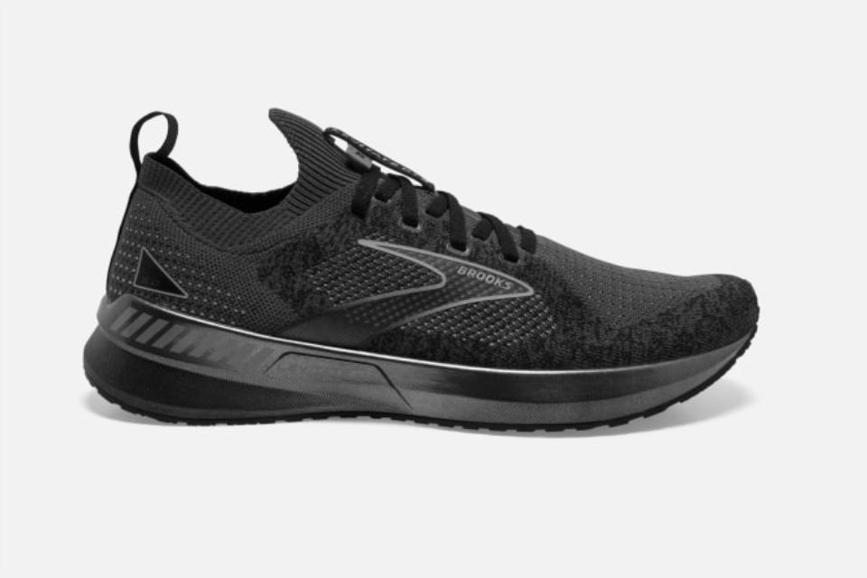 Levitate Stealthfit Gts 5 Svart-ibenholt-grå Bekker